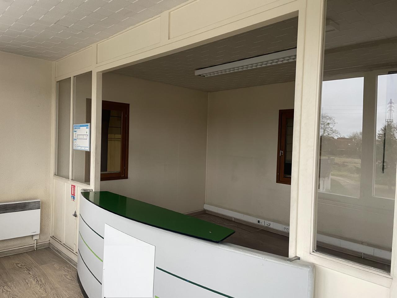 Local d'activité Fleury-les-Aubrais 2781m² Location local d'activité Fleury-les-Aubrais Loiret OLACT2420145 7
